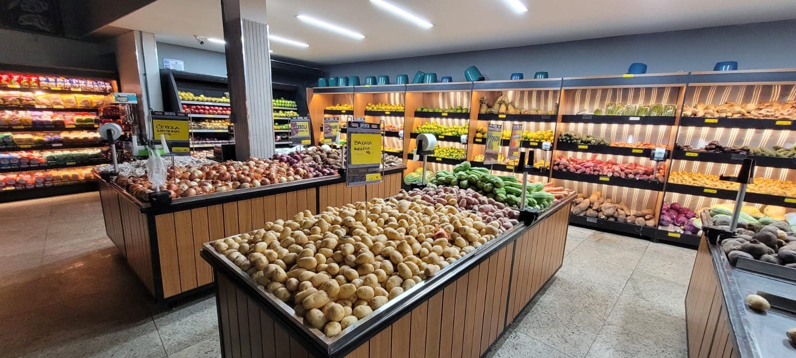 Imagem institucional 16 15 do Supermercados Unidos CGX