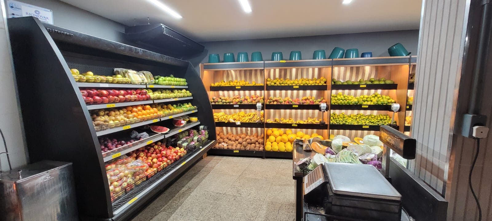 Imagem institucional 17 16 do Supermercados Unidos CGX