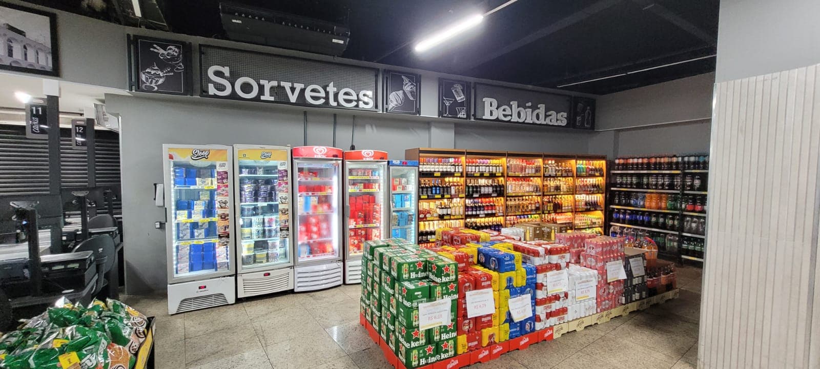 Imagem institucional 18 17 do Supermercados Unidos CGX